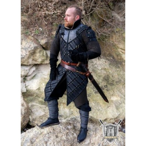 Armure brigandine en cuir