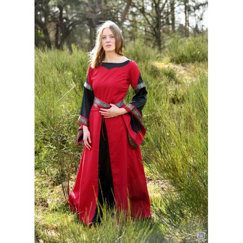 Belle robe médiévale en coton avec ceinture 