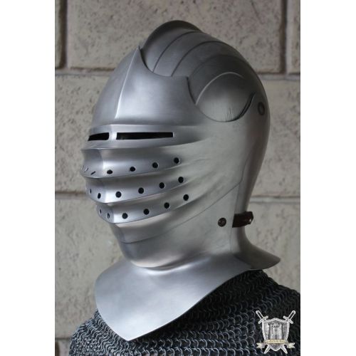 Heaume chevalier en r&eacute;sine 